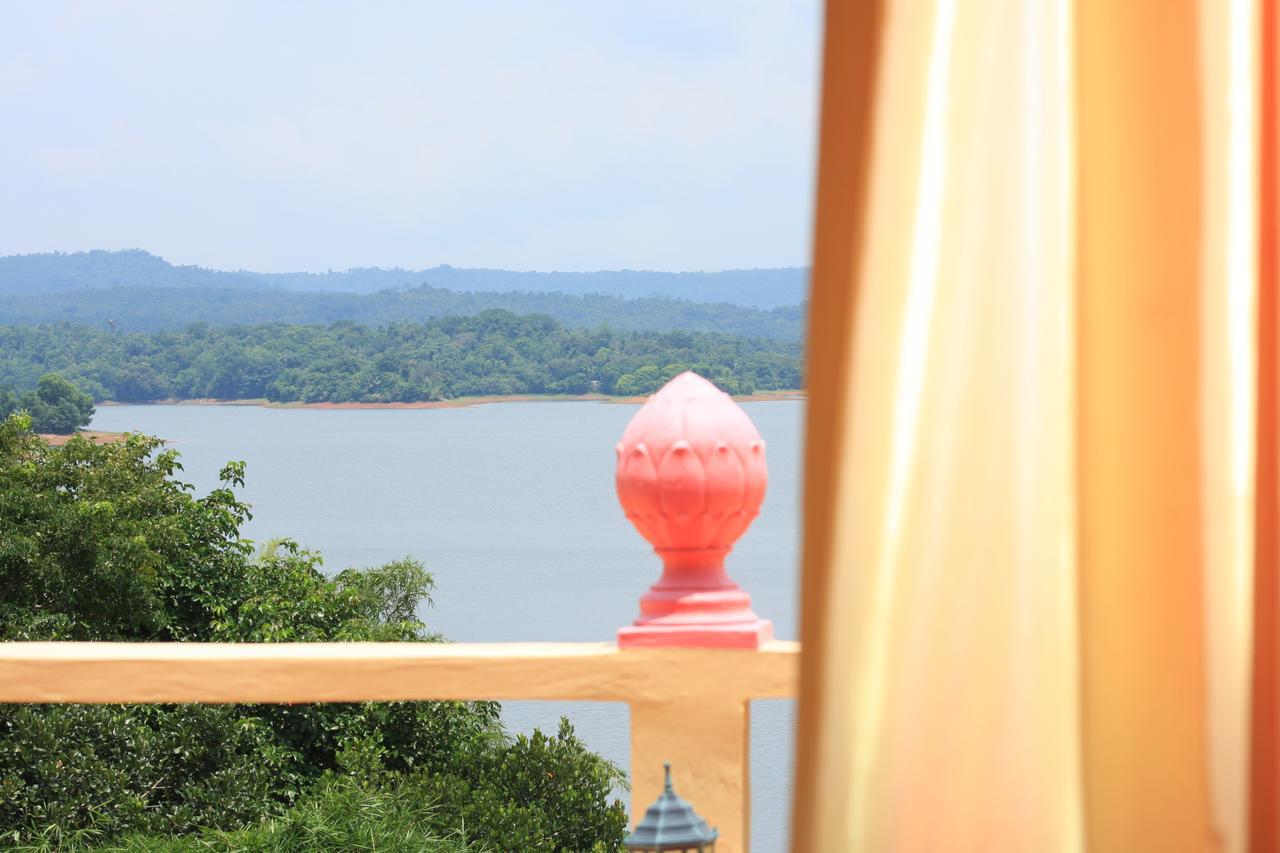Porta Verde Resort Villas Caliraya Dolores  Εξωτερικό φωτογραφία
